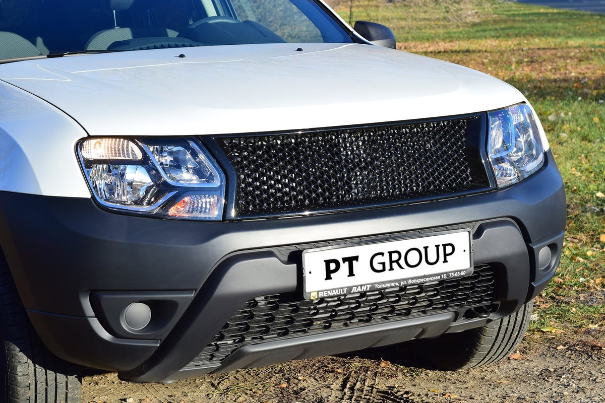 Решетка радиатора PT Group (ABS) RENAULT Duster 2012-20 (07010503) RDU112801