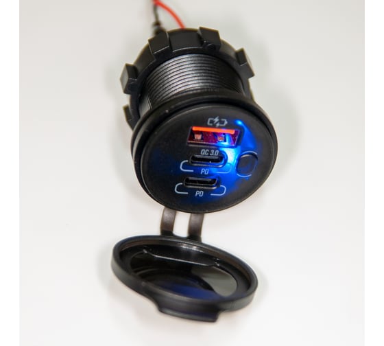 Разъем Usb в авто врезной Pro Legend 12V-24V USB QC3.0 + PD(Type-C)20W + PD(Type-C)20W + (вкл/выкл) PL9397
