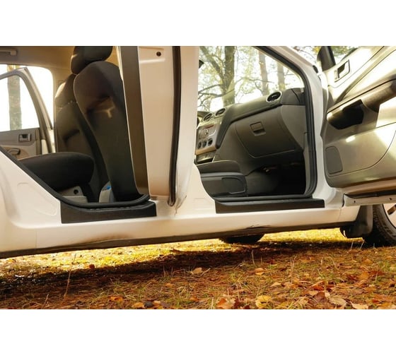Накладки на пороги Русская Артель Ford Focus II 2008-2010 NF-160602