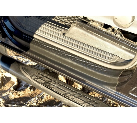 Накладки на пороги передних дверей Русская Артель 2 шт Volkswagen Amarok 2010- NVA-051412
