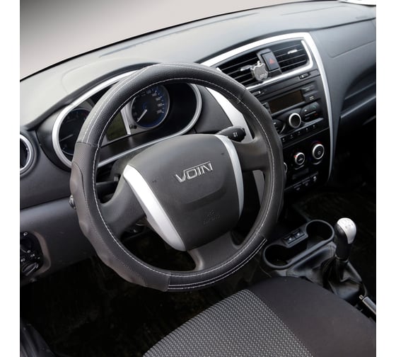 Оплетка на руль VOIN MODERN экокожа, M d=38см, черный OPLV0301