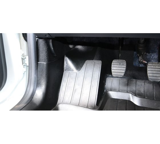 Накладки на ковролин PT Group для RENAULT Logan 2014- ABS, 6 шт. 07030404 RLO111701