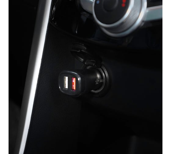 Автомобильный адаптер AIRLINE 2хUSB, QC 3.0 + 2.1 А, 12/24 В AEAK015
