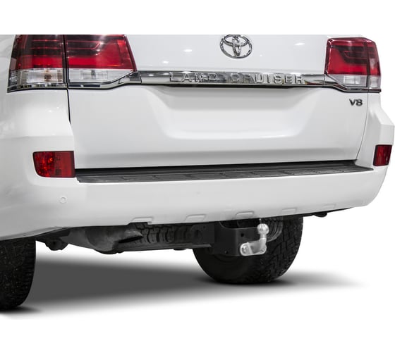 Фаркоп торцевой Toyota Land Cruiser 200 кроме Executive/TRD 2007-21 BERG F.5713.002