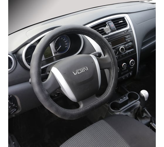 Оплетка на руль VOIN CLASSIK PLUS-D экокожа, размер М, D-образный обод, черный OPLV0902