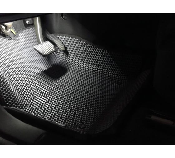Ковры в салон автомобиля Eva Smart land rover discovery sport вариант макси 3d 2014 - 2019 эва сота серые c коричневой окантовкой 2698-B1A6-S