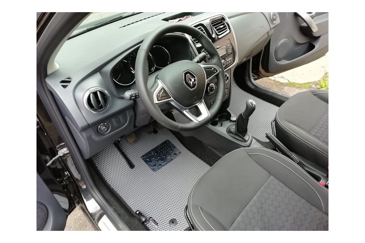 Ковры в салон автомобиля Eva Smart renault logan ii 2012 - эва сота чёрные  c красной окантовкой 1698-B5A7-S - заказать в интернет-магазине: цена,  описание, отзывы.