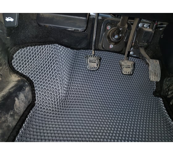 Ковры в салон автомобиля Eva Smart lada niva travel вариант макси 3d 2020 - эва сота чёрные c красной окантовкой 3580-B5A7-S