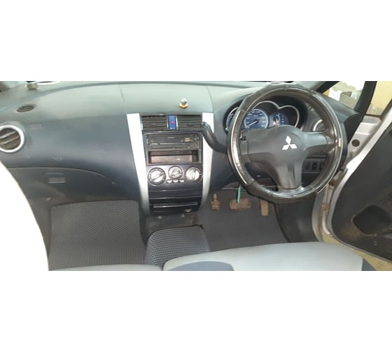 Ковры в салон автомобиля Eva Smart mitsubishi colt vi правый руль 2002 - 2012 эва сота серые c синей окантовкой 3531-B1B2-S