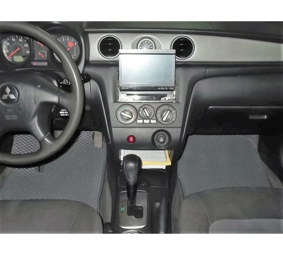 Ковры в салон автомобиля Eva Smart mitsubishi outlander i 2003 - 2007 эва сота чёрные c бежевой окантовкой 1551-B5A1-S
