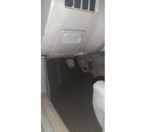 Ковры в салон автомобиля Eva Smart subaru impreza i 1992 - 2000 эва сота серые c бежевой окантовкой 3066-B1A1-S