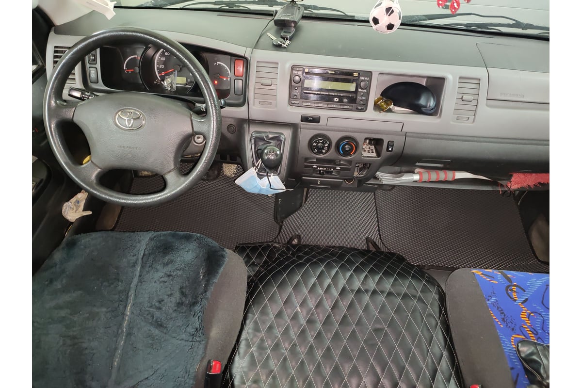 Ковры в салон автомобиля Eva Smart toyota hiace h200 микроавтобус  рестайлинг 2010 - эва сота серые c черной окантовкой 3365-B1B5-S - заказать  в интернет-магазине: цена, описание, отзывы.