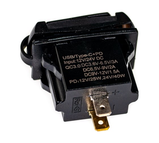Разъем Usb в авто Pro Legend врезные, 12-24 В + вольтметр, прямоугольный, QC3.0 PL9375 1