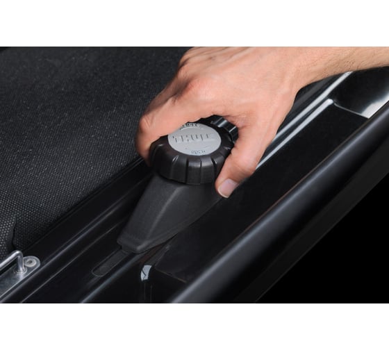 Бокс, титан глянцевый Thule Dynamic 900 612901
