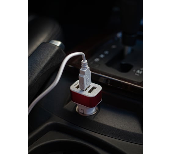 Разветвитель прикуривателя - зарядное устройство 3 USB 2.1А /12/24V/ AUTOVIRAZH AV-4029