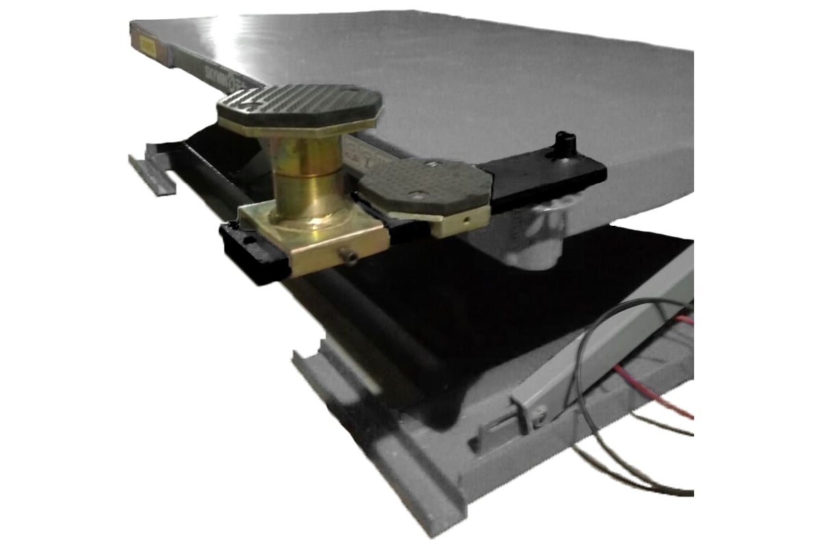 Ножничный пневматический напольный подъемник с поворотными лапами ...