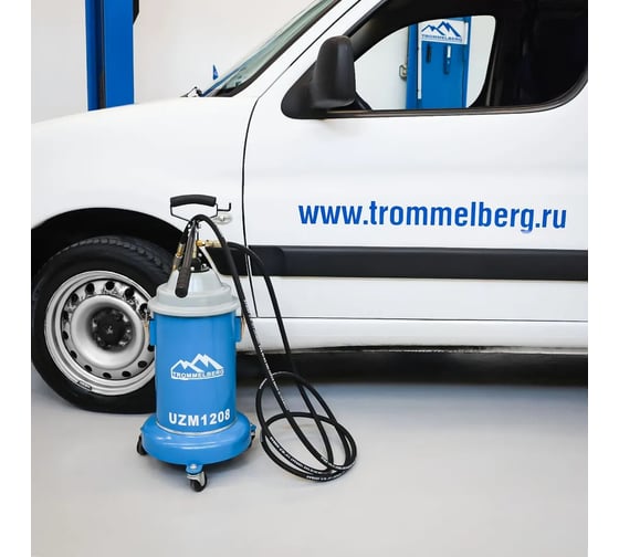 Солидолонагнетатель с ручным насосом Trommelberg, вместимость 13 кг UZM1208
