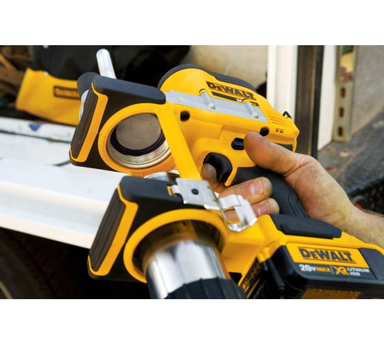Смазочный пистолет (пресс масленка) Dewalt DCGG571NK 18В XR, 690 Бар, 453 г., без аккумулятора и ЗУ DCGG571NK-XJ