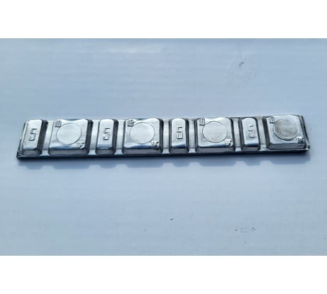 Грузики балансировочные R2R самоклеящиеся 15 мм, штампованный свинец, 100шт/упак. 6010-СК15-100-М