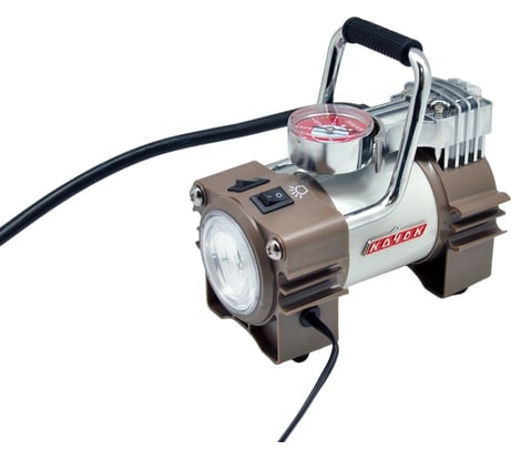 Автомобильный портативный компрессор Качок K90 LED