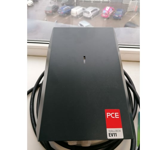 Настенная зарядная станция PCE Wallbox EV11 11 кВт, кабель 5 м со штекером Типа 2 370100
