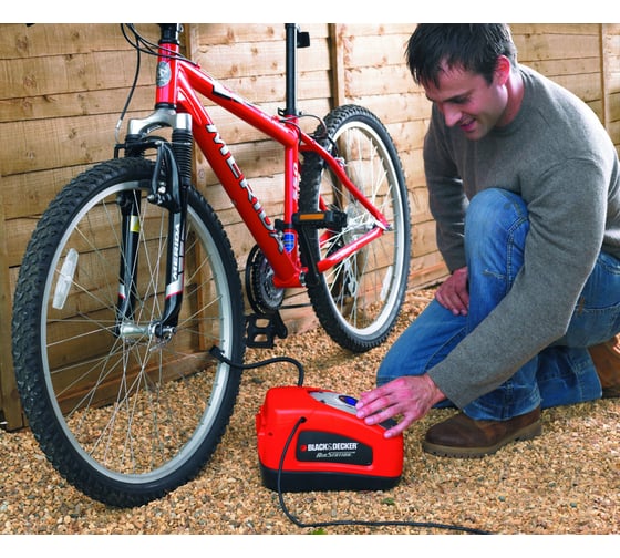 Автомобильный компрессор Black+Decker ASI300