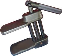 Приспособление для сведения тормозных цилиндров дисковых тормозов FORCE 62901