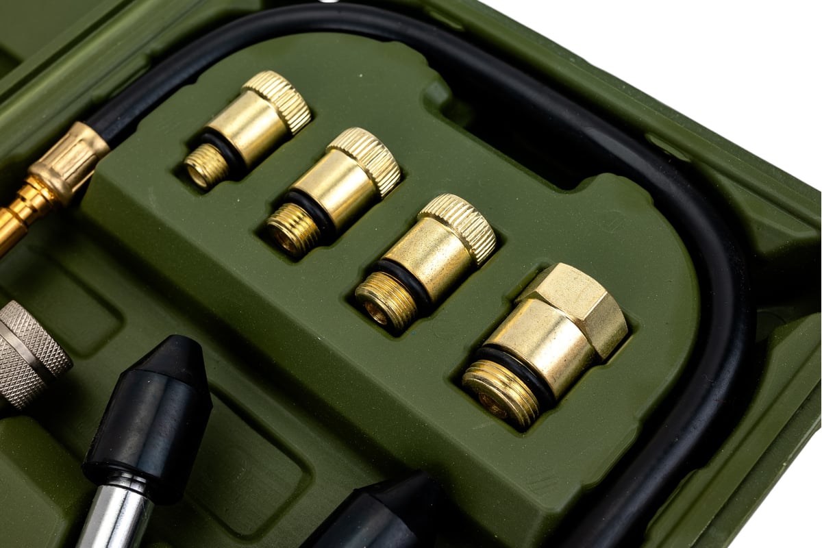 Компрессометр для бензиновых двигателей с насадками Дело Техники 830108 ...