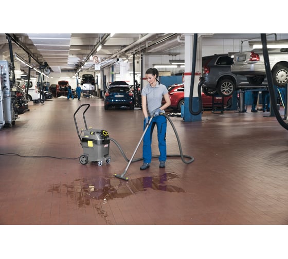 Пылесос влажной и сухой уборки KARCHER NT 40/1 Tact Te L 1.148-311
