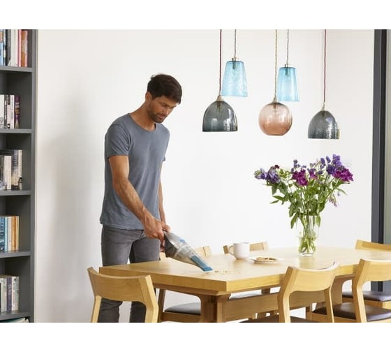 Аккумуляторный пылесос Black&Decker с набором аксессуаров NVC215WA-QW