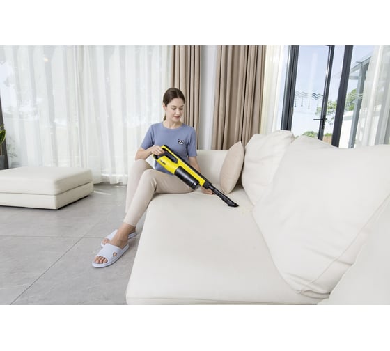 Вертикальный пылесос сухой уборки KARCHER VC 4s Cordless Plus 1.198-282