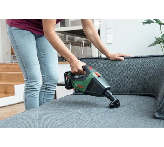 Аккумуляторный пылесос Bosch UniversalVac18 06033B9102