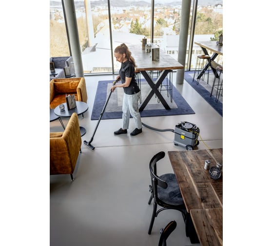 Профессиональный пылесос для сухой уборки Karcher T 15/1 Adv 1.355-304.0