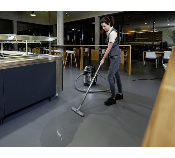 Профессиональный пылесос влажной и сухой уборки Karcher NT 27/1 Me Adv  *EU 1.428-114.0