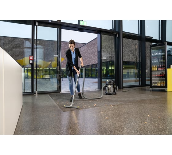 Профессиональный пылесос влажной и сухой уборки Karcher NT 27/1 Me Adv  *EU 1.428-114.0