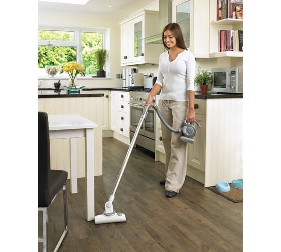 Аккумуляторный пылесос с гибким шлангом Black+Decker PD1820LF