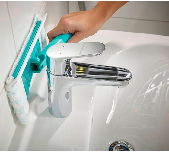 Универсальная швабра с телескопической ручкой Leifheit Bath cleaner micro duo 41700