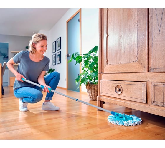 Комплект: Швабра + ведро, с механизмом отжима Leifheit CLEAN TWIST Disc Mop Ergo 52101