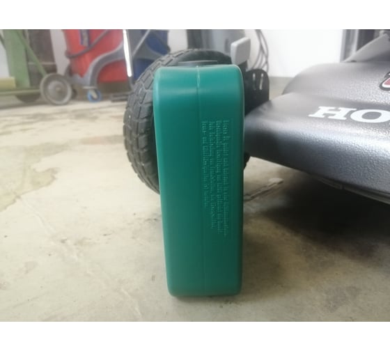 Минеральное моторное масло для газонокосилок LIQUI MOLY Universal 4-Takt Gartengerate-Oil 10W-30 1л 8037 5