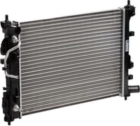 Радиатор охлаждения для автомобилей Hyundai Solaris /Kia Rio AT LUZAR LRc 081L5