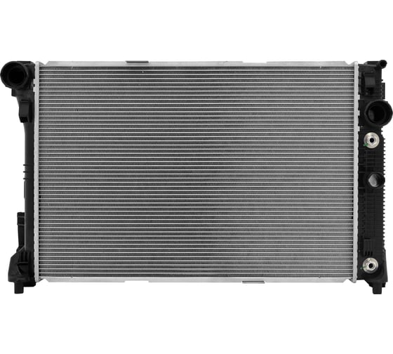 Радиатор системы охлаждения Sakura 33118503 1