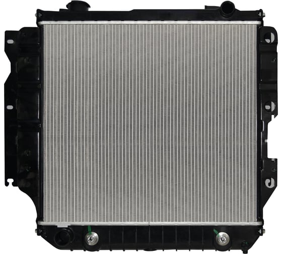 Радиатор системы охлаждения Sakura 32318502 1