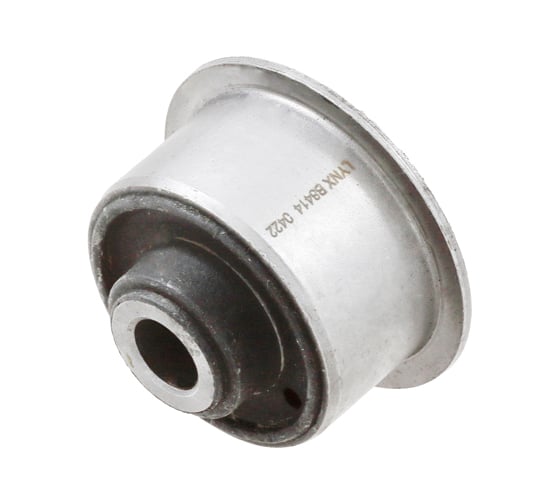 Сайлентблок задний, нижний рычаг, передняя подвеска LYNXauto B8414 1