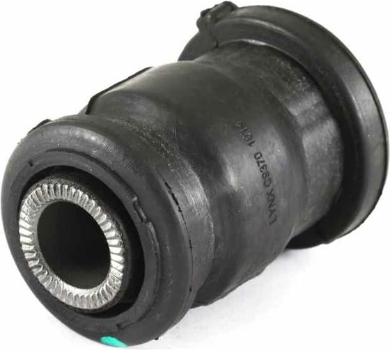 Сайлентблок передний, нижний рычаг, передняя подвеска LYNXauto C9370 1