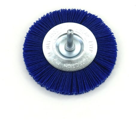 Щетка дисковая 100x10 мм, c хв-м д6x30 мм, ворс синий полимер абразив P120, до 4500 об/мин (код 13-055) EuroBrush EB-D100P120