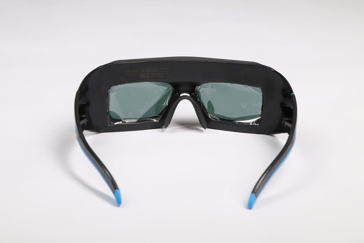Очки защитные с автоматическим затемнением PLAZWELD TX-015 PWE-015 ...