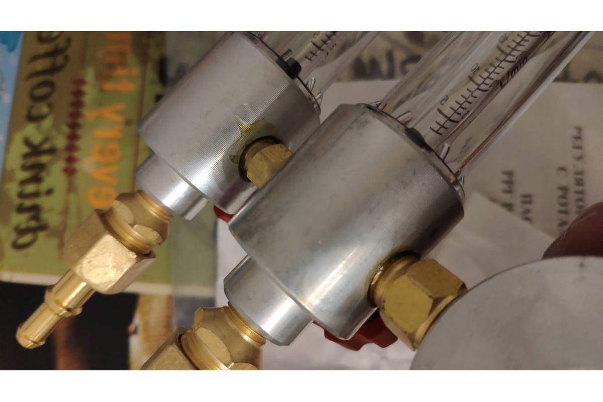 Регулятор универсальный У-30/АР-40-КР1-Р2 аргон + углекислота REDIUS ...