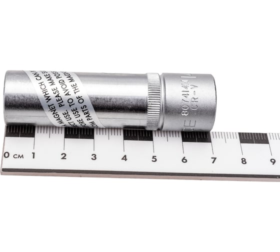 Головка свечная, магнитная 12 гранная, 1/2", 14 мм, 70 мм FORCE 807414M