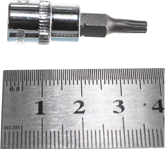Насадка торцевая 1/4"DR с вставкой-битой T20 Ombra 114320