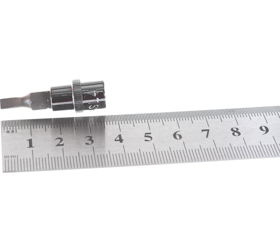 Насадка торцевая 1/4"DR с вставкой-битой SL4 Ombra 114504